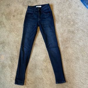 NWOT high rise Kancan jeans from Buckle